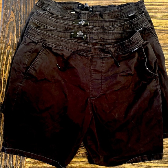 3 pairs of men’s American Eagle shorts - Picture 1 of 2